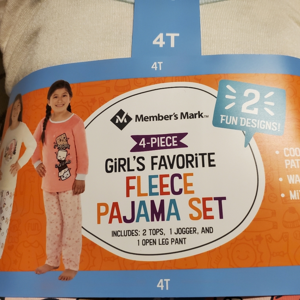 Girls pajamas 4 pcs 2 sets size 4T